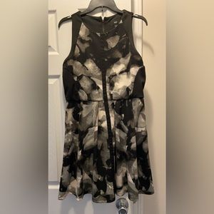 Mossimo women’s mid thigh dress. Size large.